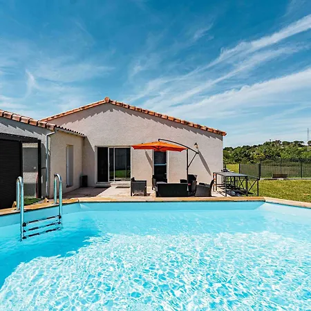 Villa Pancho: Quiet Ac Private Pool